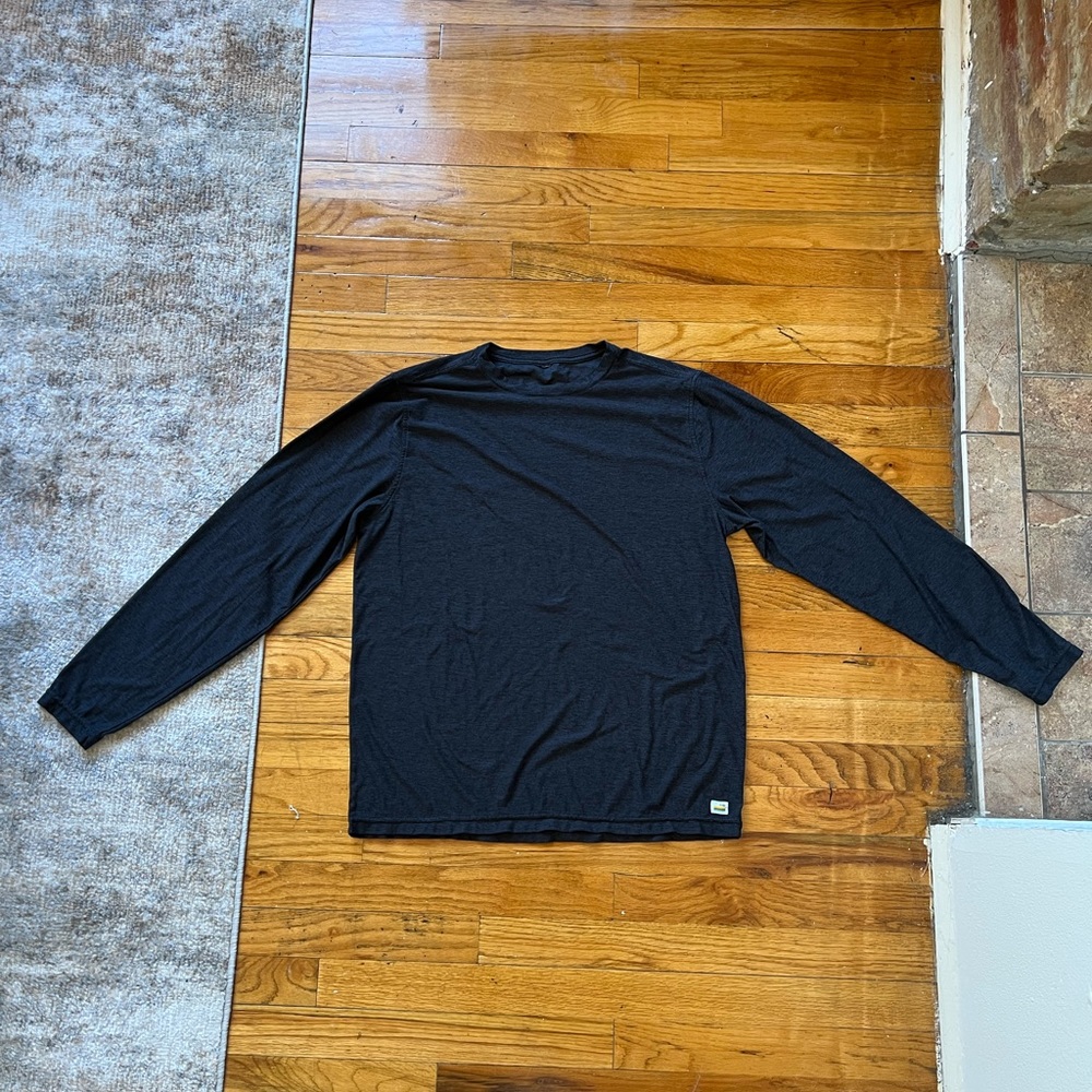 Navy Blue Vuori Long Sleeve Dry Fit Long Sleeve Shirt